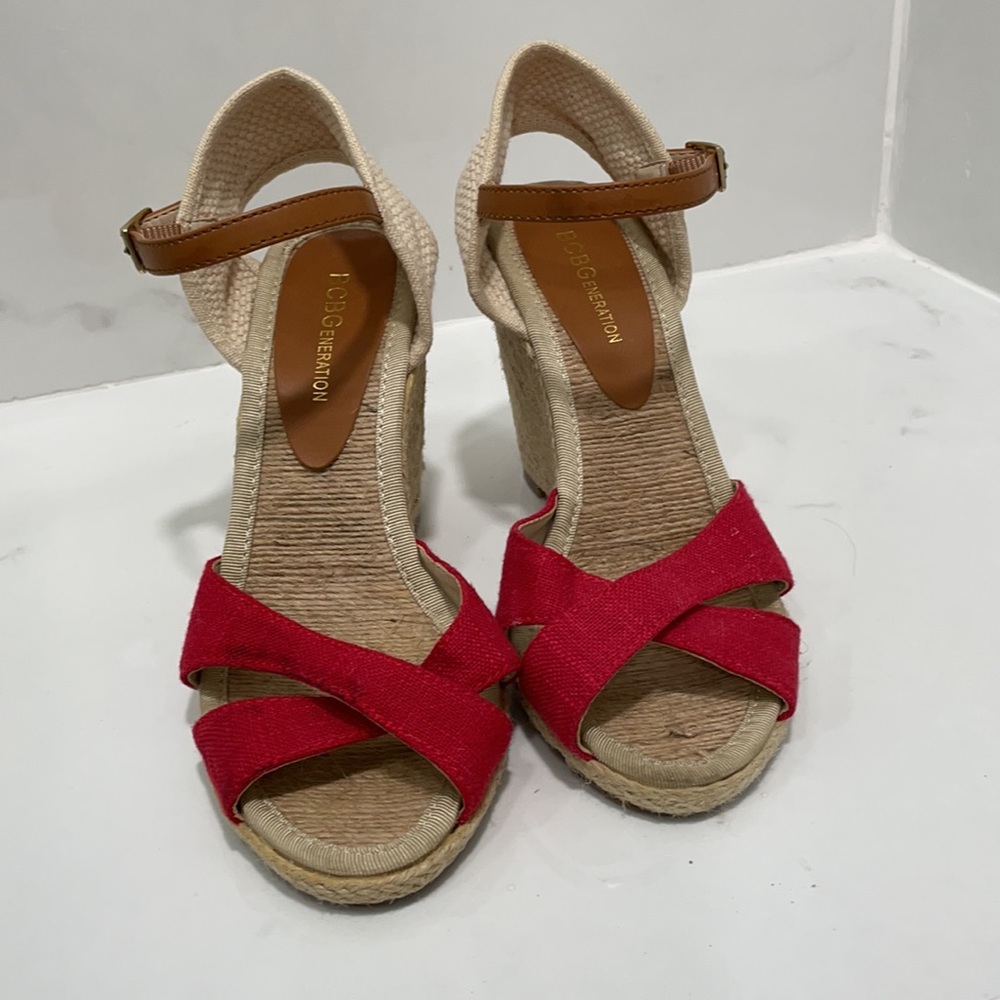BCBG Red Wedges - Picture 2 of 4